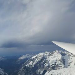 Flugwegposition um 14:44:28: Aufgenommen in der Nähe von Innsbruck, Österreich in 2691 Meter